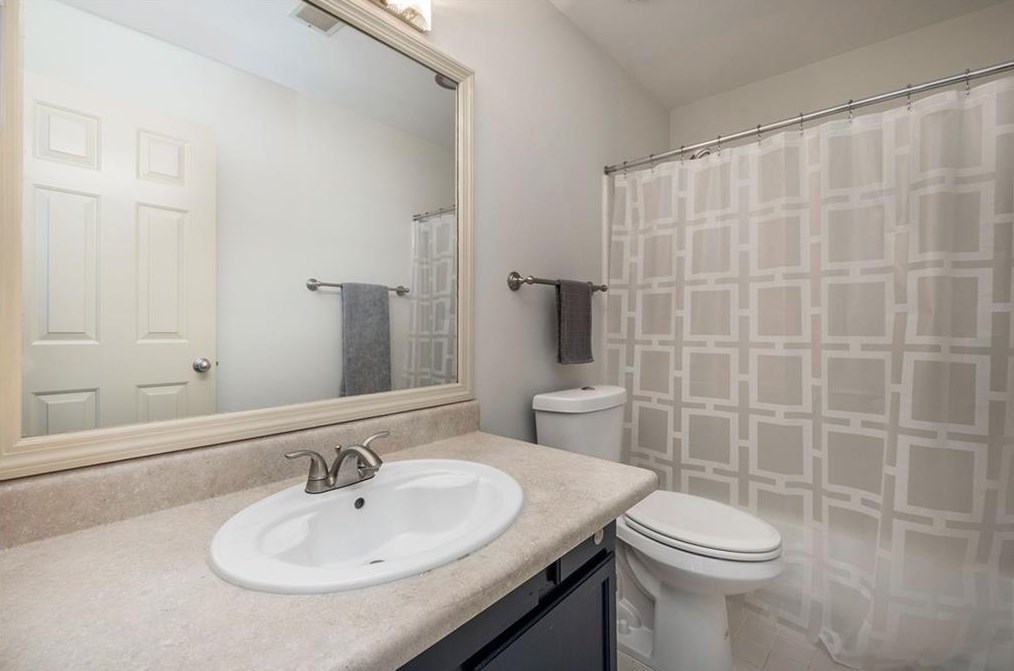 21 Old Decatur Cir, Decatur GA 30030-1653 exterior