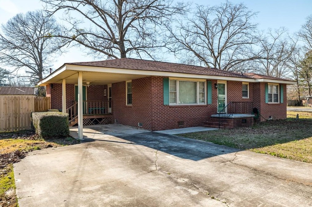 21 Sandy Beach Ter, Rome, GA 30165-1025