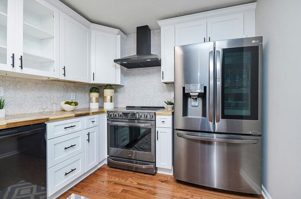 1152 Shr Dr, Atlanta GA 30311-3109 exterior