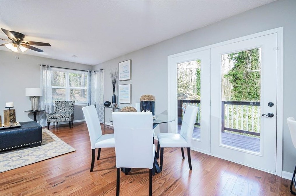 1152 Shr Dr, Atlanta GA 30311-3109 exterior