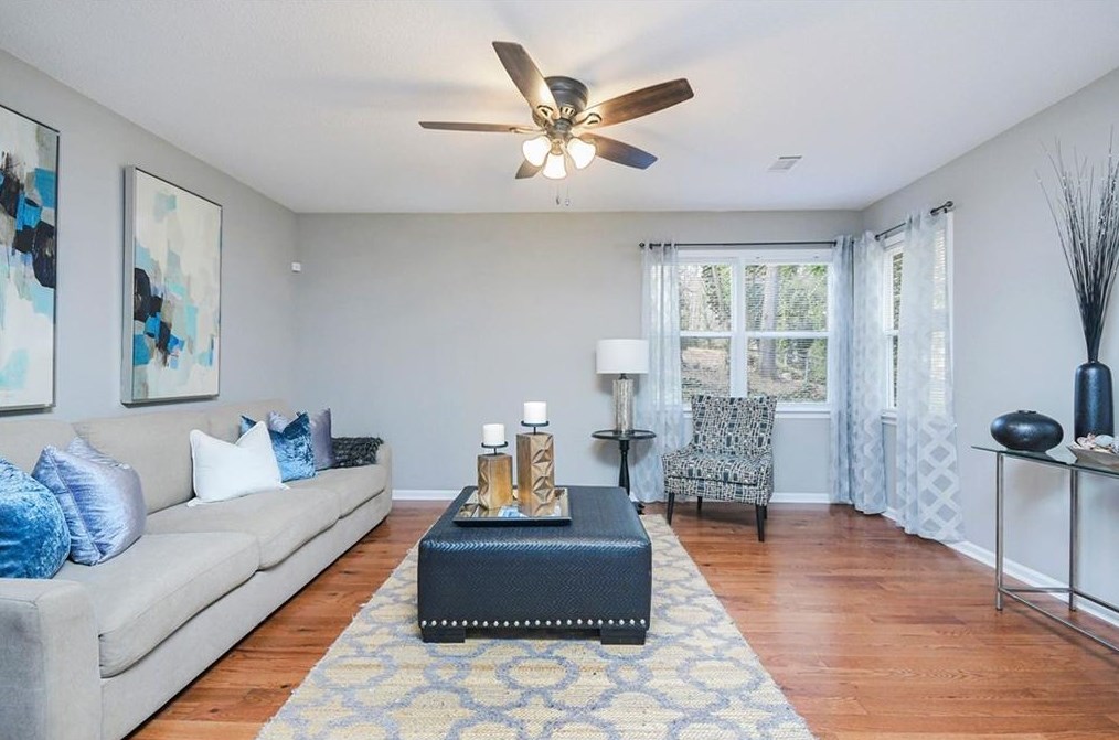 1152 Shr Dr, Atlanta GA 30311-3109 exterior