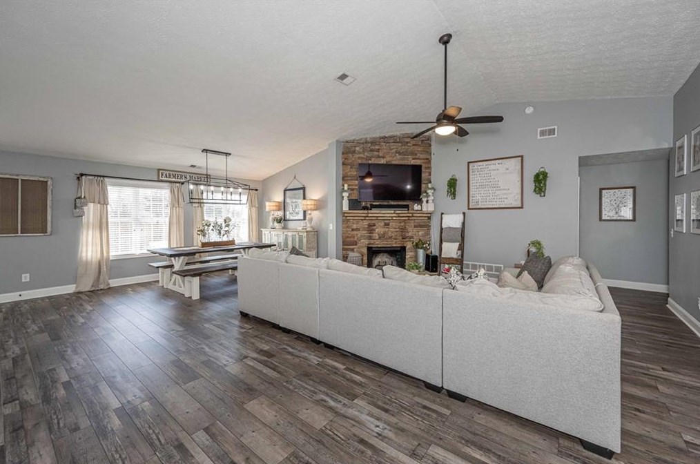51 Triplet Trl, Douglasville, GA 30134-4851
