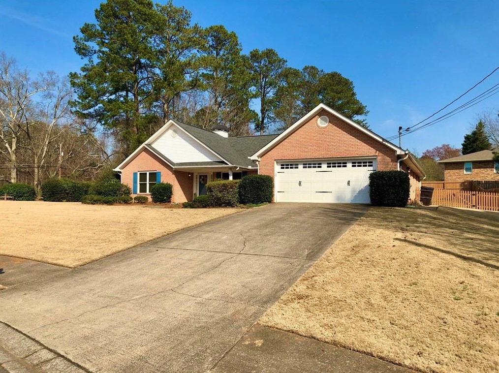 3901 Brianna Dr, Powder Springs, GA 30127-2456