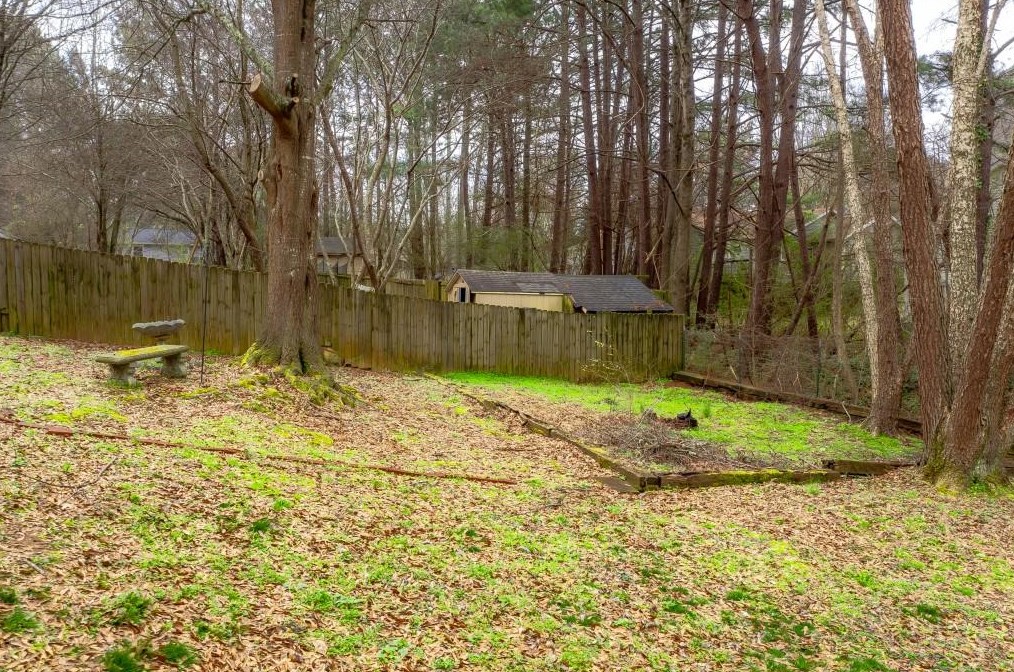 387 Johnson Rd, Lawrenceville GA 30044-8148 exterior