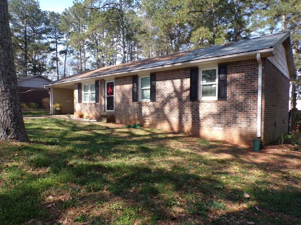 132 Anita Dr, Winder, GA 30680-3400