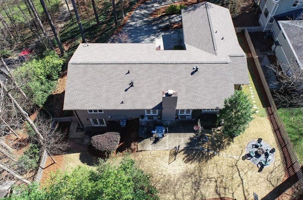 1250 Old Woodbine Rd, Atlanta GA  30319-1039 exterior