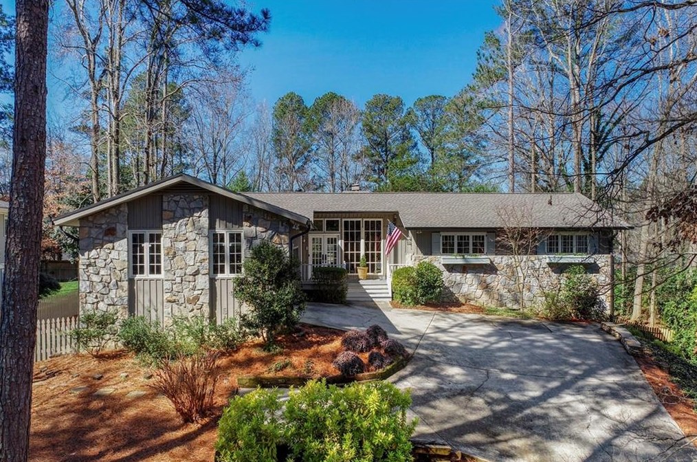 1250 Old Woodbine Rd, Atlanta GA  30319-1039 exterior