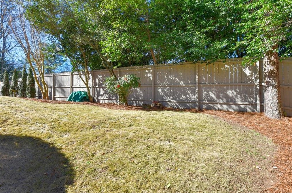 1250 Old Woodbine Rd, Atlanta GA  30319-1039 exterior