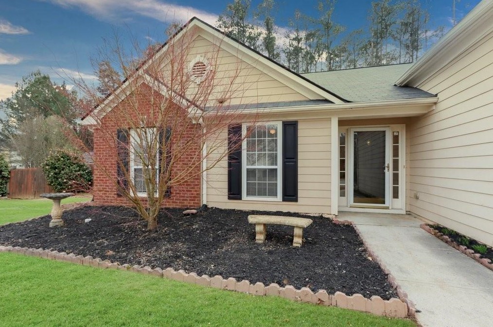 221 Woodcreek Way, Acworth, GA 30101-2006