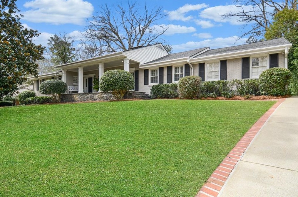 3210 Verdun Dr, Atlanta, GA 30305-1942
