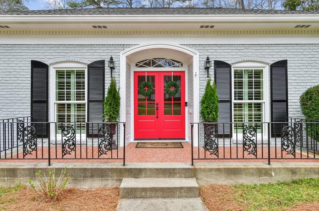 485 Riverside Pkwy, Atlanta GA  30328-3749 exterior
