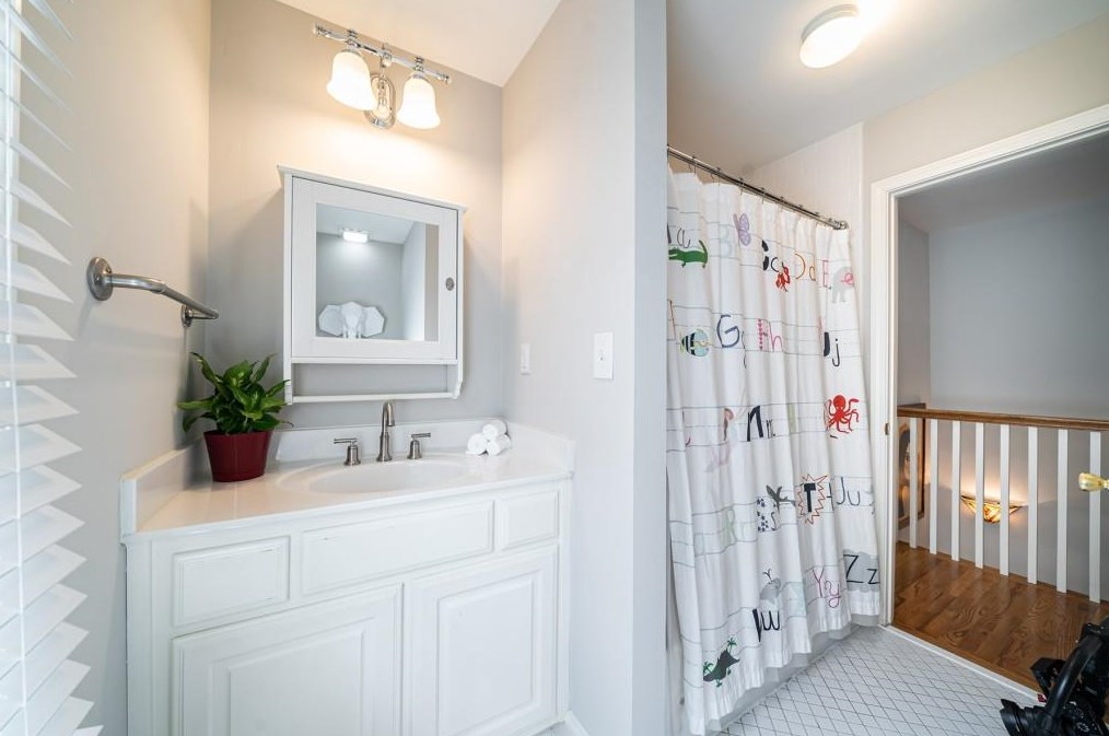 517 Trabert Ave, Atlanta GA 30309-2262 exterior