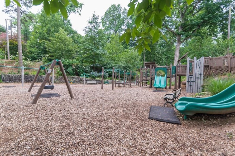 517 Trabert Ave, Atlanta GA 30309-2262 exterior