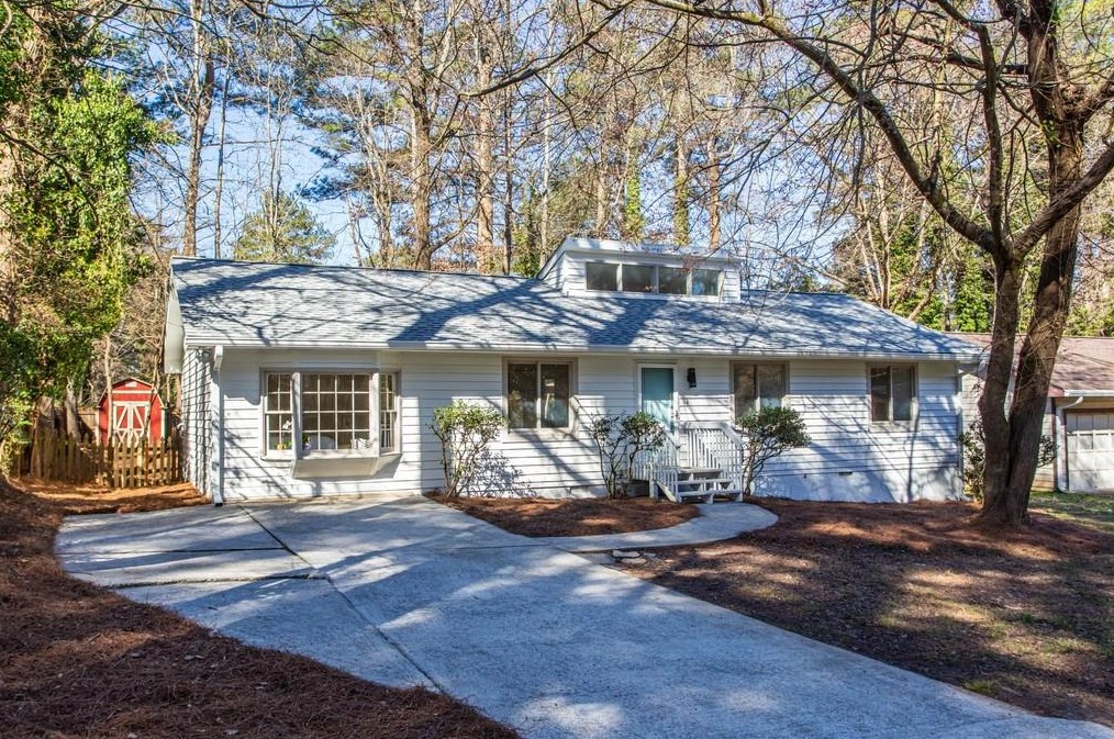 2841 Fantasy Ln, Decatur, GA 30033-5816