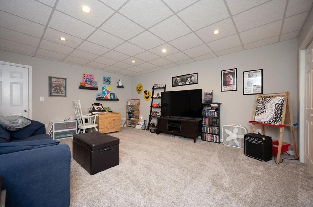 98 Oak Spg Ln, Dallas GA 30132-1042 exterior