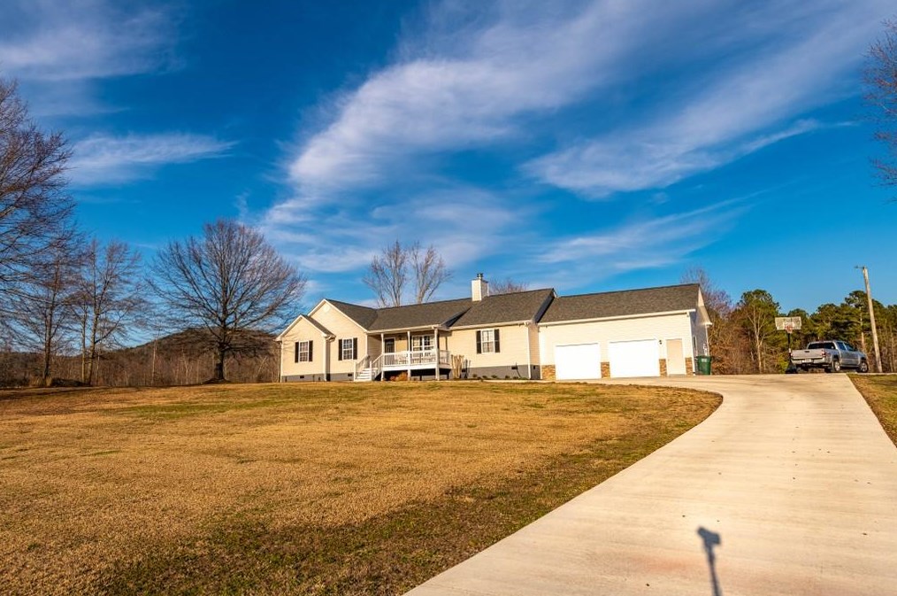 450 Church Rd, Calhoun, GA 30701-7215