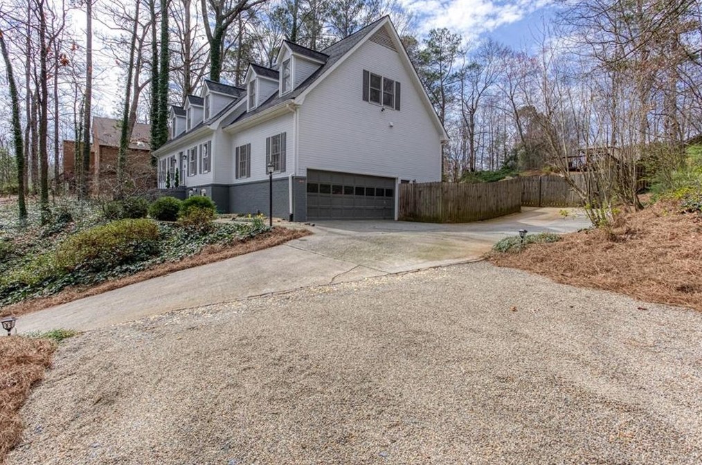 575 Steeple Run, Roswell, GA 30075-2106