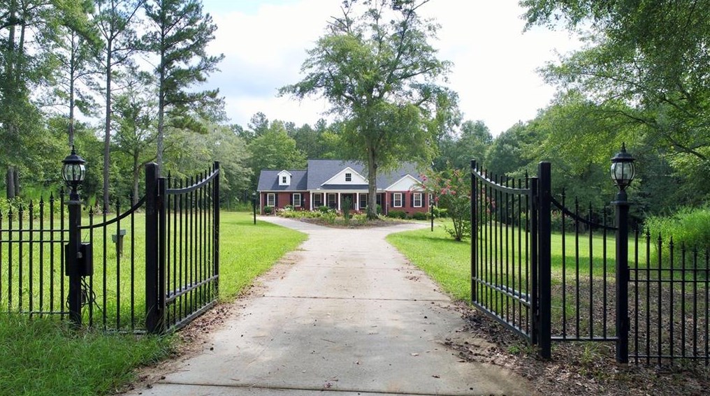916 Hwy 36 W, Barnesville, GA 30204