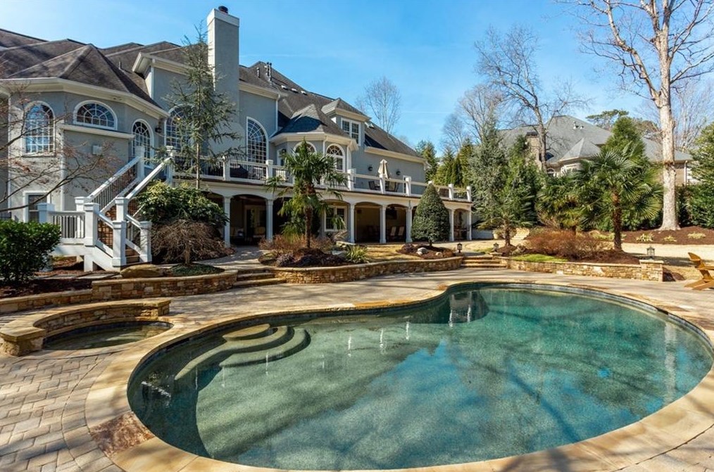 12235 Mdw Ln, Alpharetta GA 30005-7205 exterior
