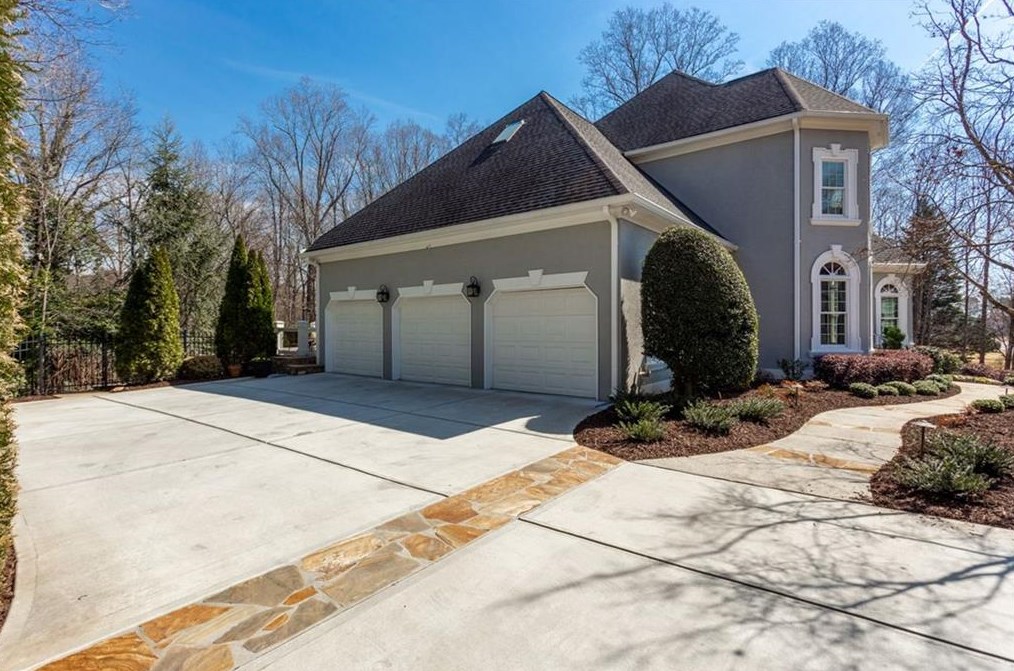 12235 Mdw Ln, Alpharetta GA 30005-7205 exterior