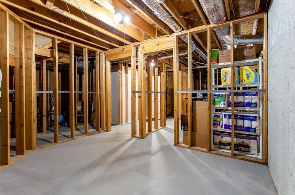 12235 Mdw Ln, Alpharetta GA 30005-7205 exterior