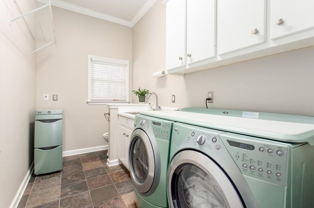 12235 Mdw Ln, Alpharetta GA 30005-7205 exterior