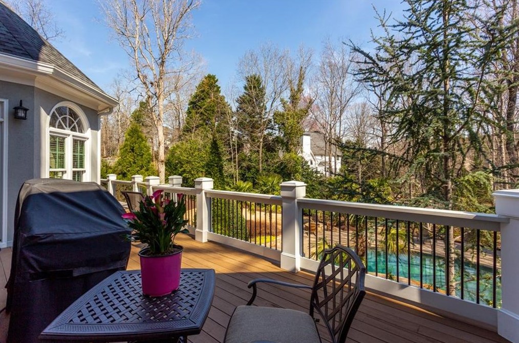 12235 Mdw Ln, Alpharetta GA 30005-7205 exterior