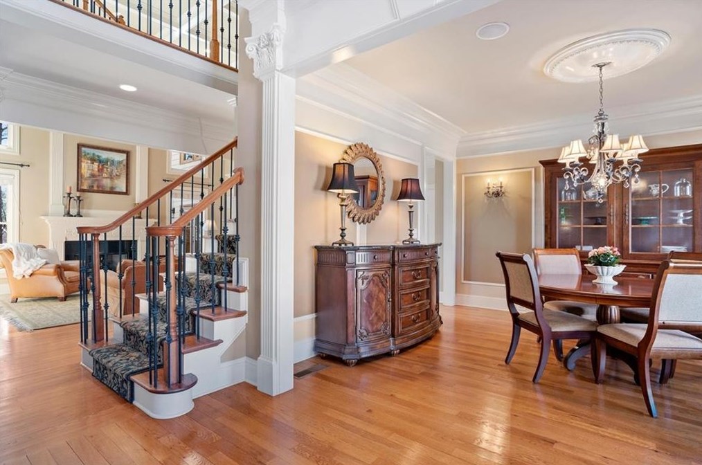 9870 Talisman Dr, Alpharetta, GA 30022-7134