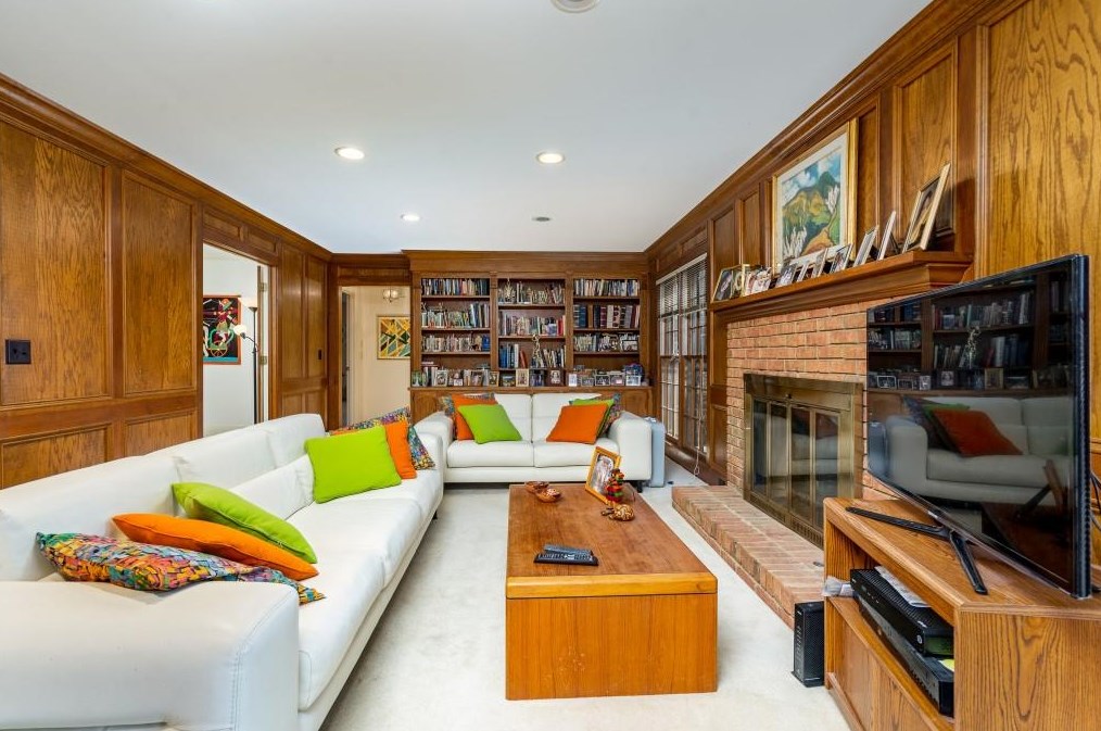 5035 Willow Blf Dr, Atlanta GA  exterior