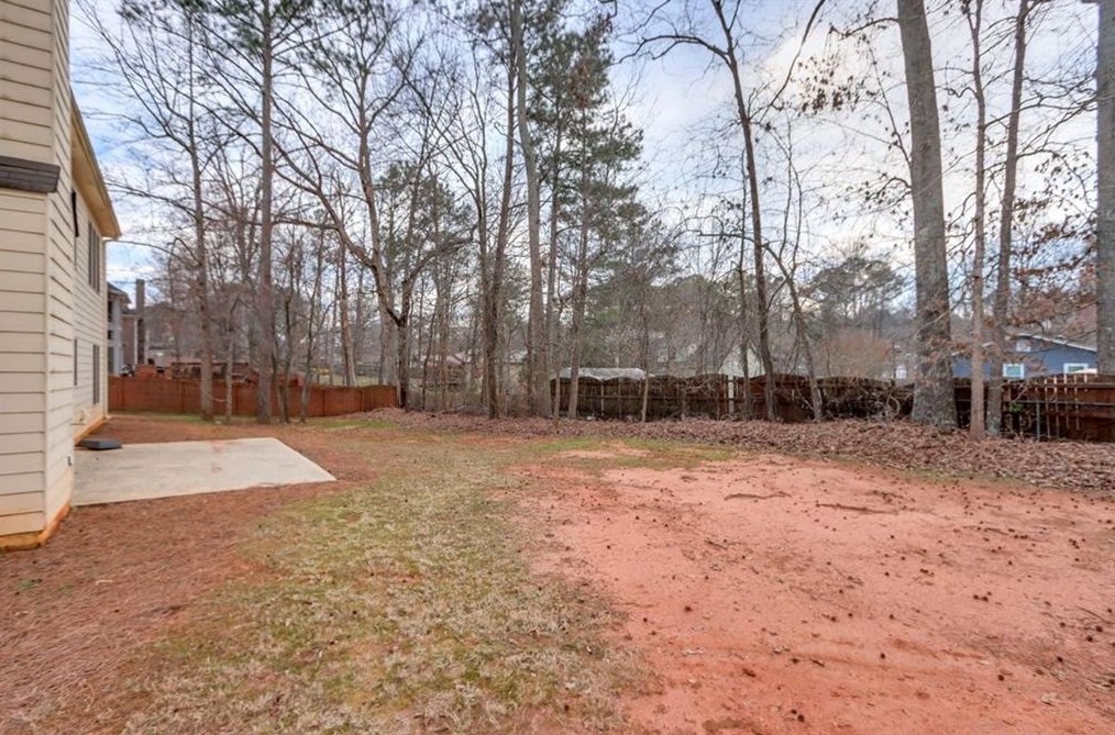 4418 Crestoak Dr, Smyrna GA  30082-4482 exterior