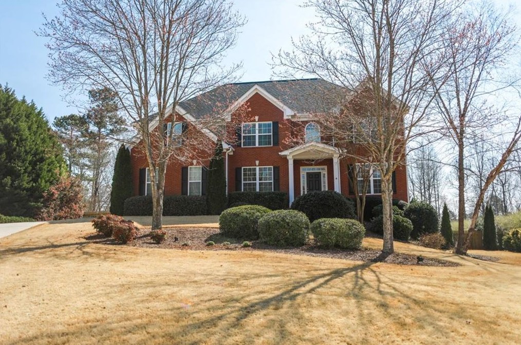 192 Montvale Dr, Hoschton, GA 30548-6813