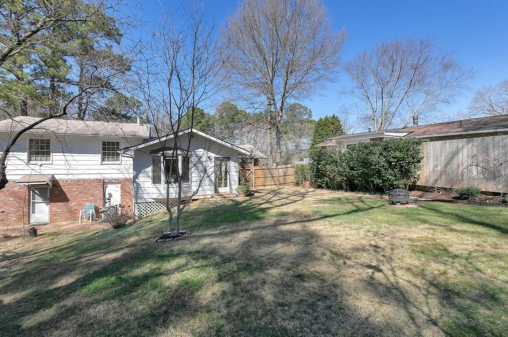 2607 Shetland Dr, Decatur GA  30033-2938 exterior