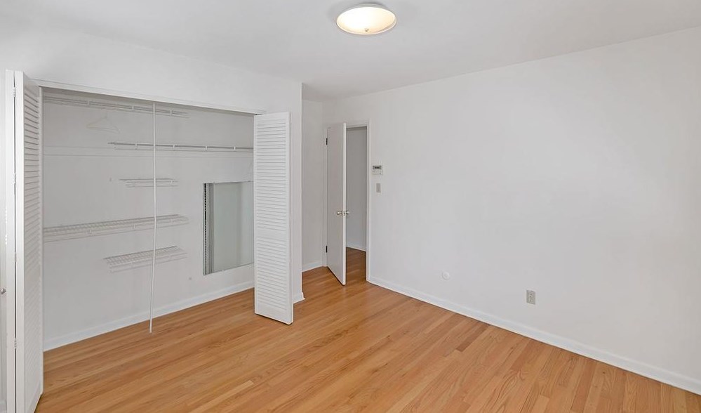 2607 Shetland Dr, Decatur GA  30033-2938 exterior