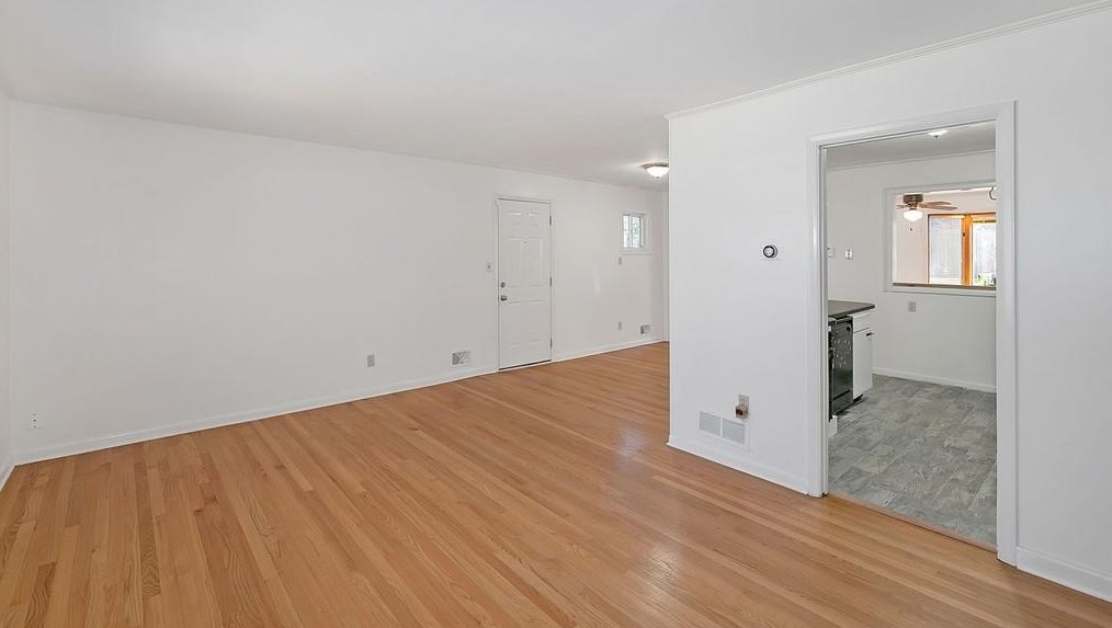 2607 Shetland Dr, Decatur, GA 30033-2938