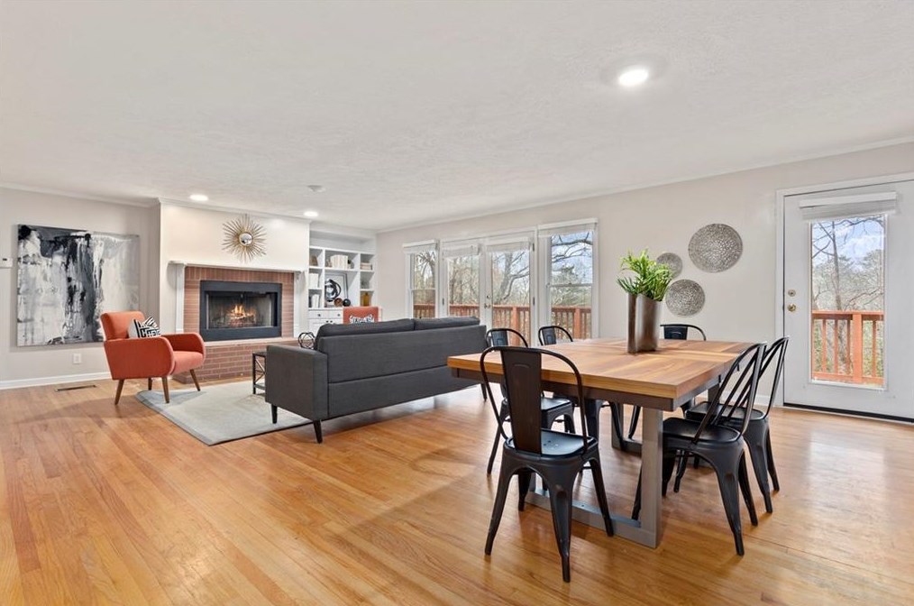 2186 Willivee Pl, Decatur GA  30033-4114 exterior