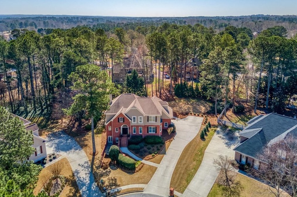 1599 Leesburg Ct, Grayson, GA 30017-1099