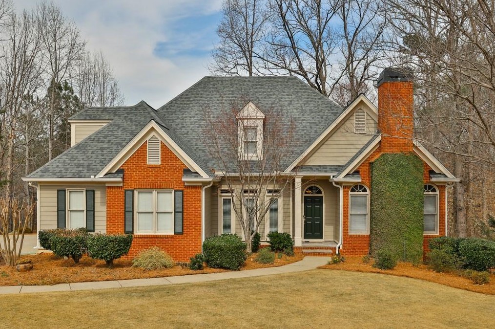 2120 Whittingham Ct, Roswell, GA 30075-8101