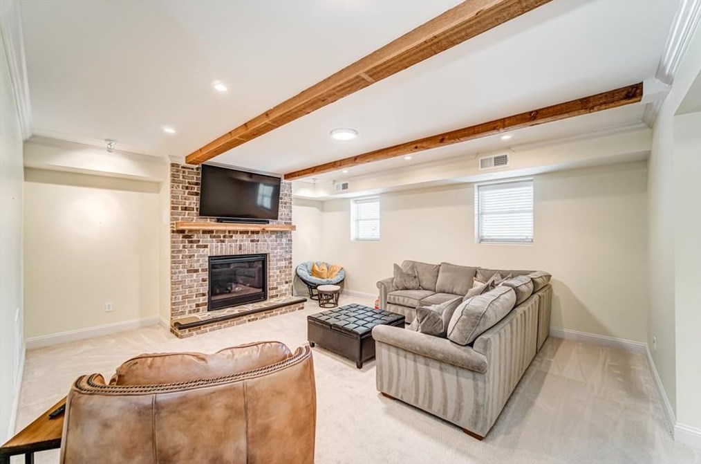 4221 Weaver St, Smyrna GA 30080-6421 exterior