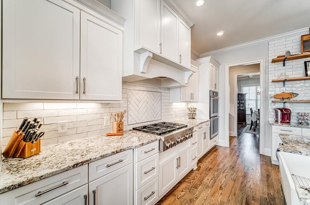 4221 Weaver St, Smyrna GA 30080-6421 exterior