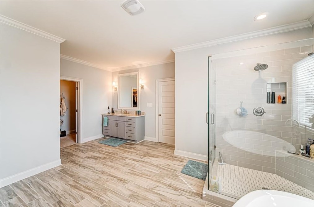 4221 Weaver St, Smyrna GA 30080-6421 exterior