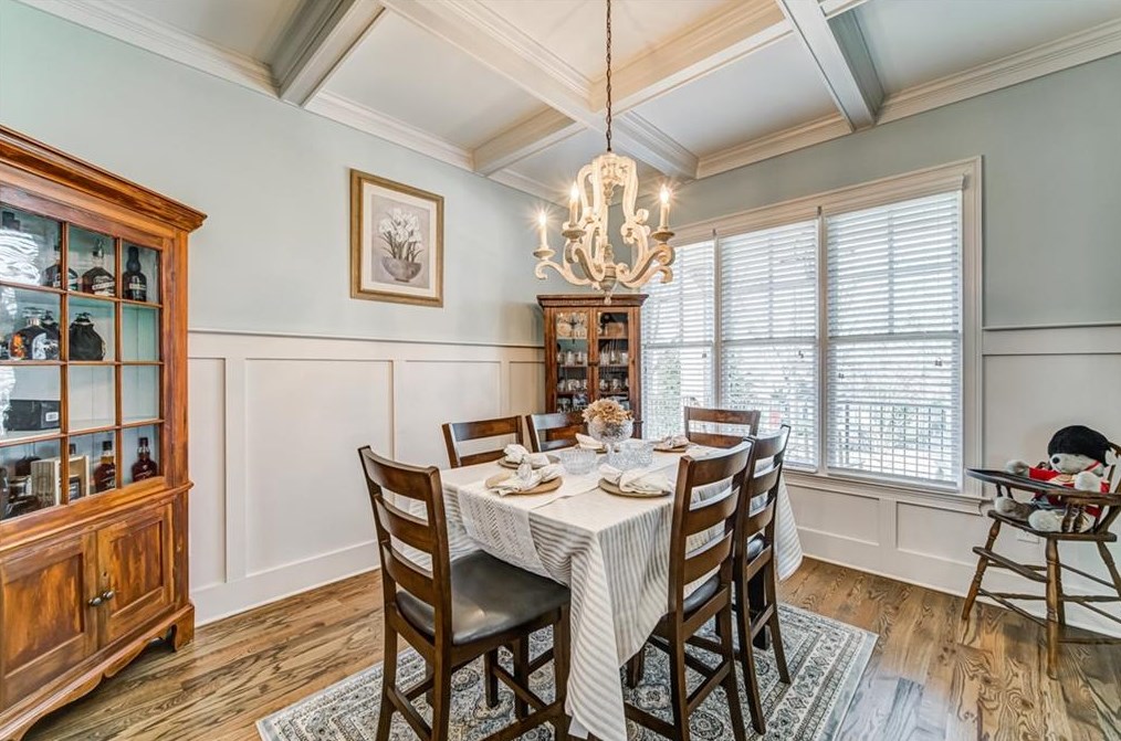 4221 Weaver St, Smyrna GA 30080-6421 exterior