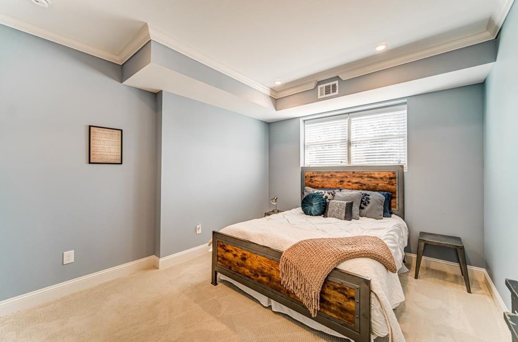 4221 Weaver St, Smyrna GA 30080-6421 exterior