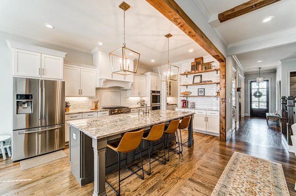 4221 Weaver St, Smyrna GA 30080-6421 exterior