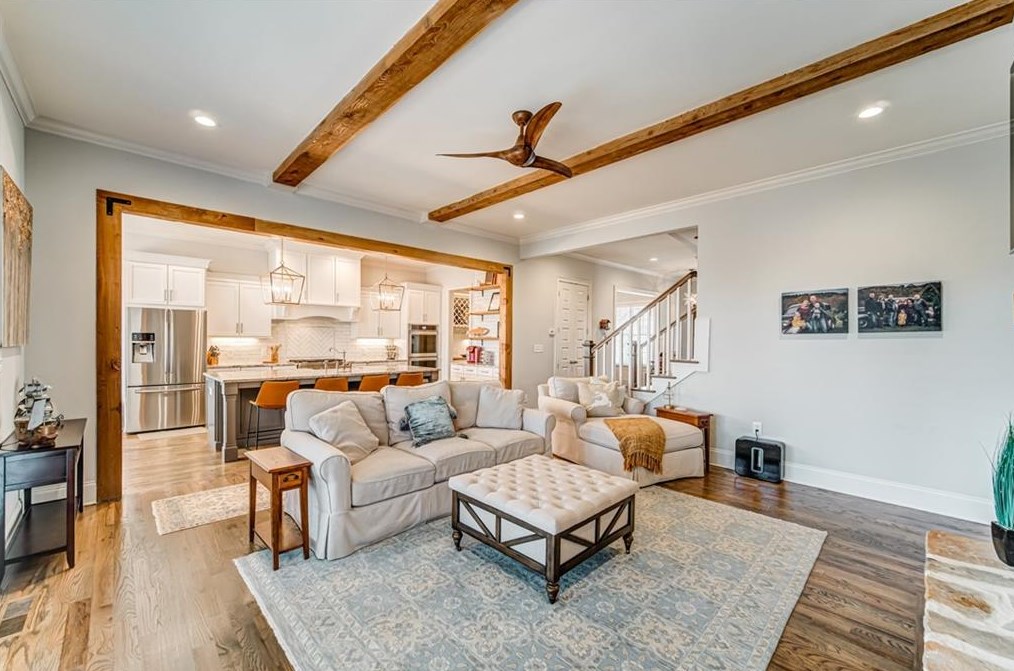 4221 Weaver St, Smyrna GA 30080-6421 exterior