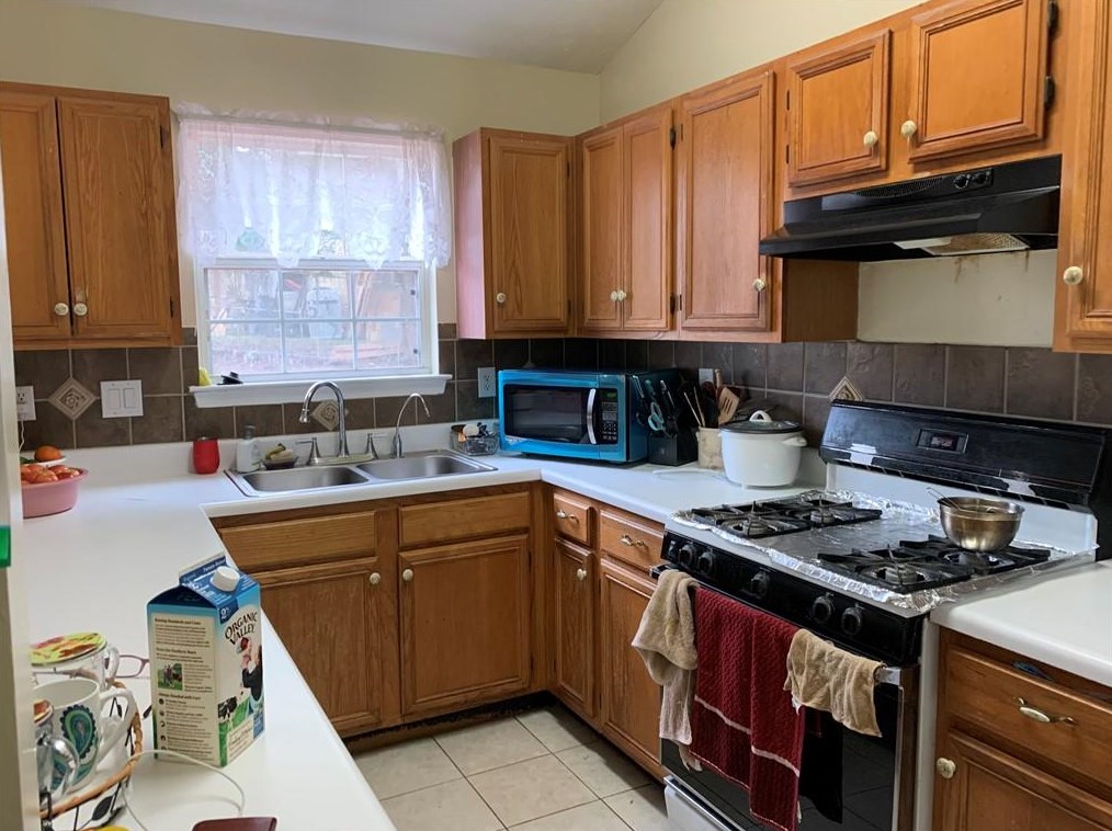 5155 Arrowind Rd Nw, Lilburn, GA 30047