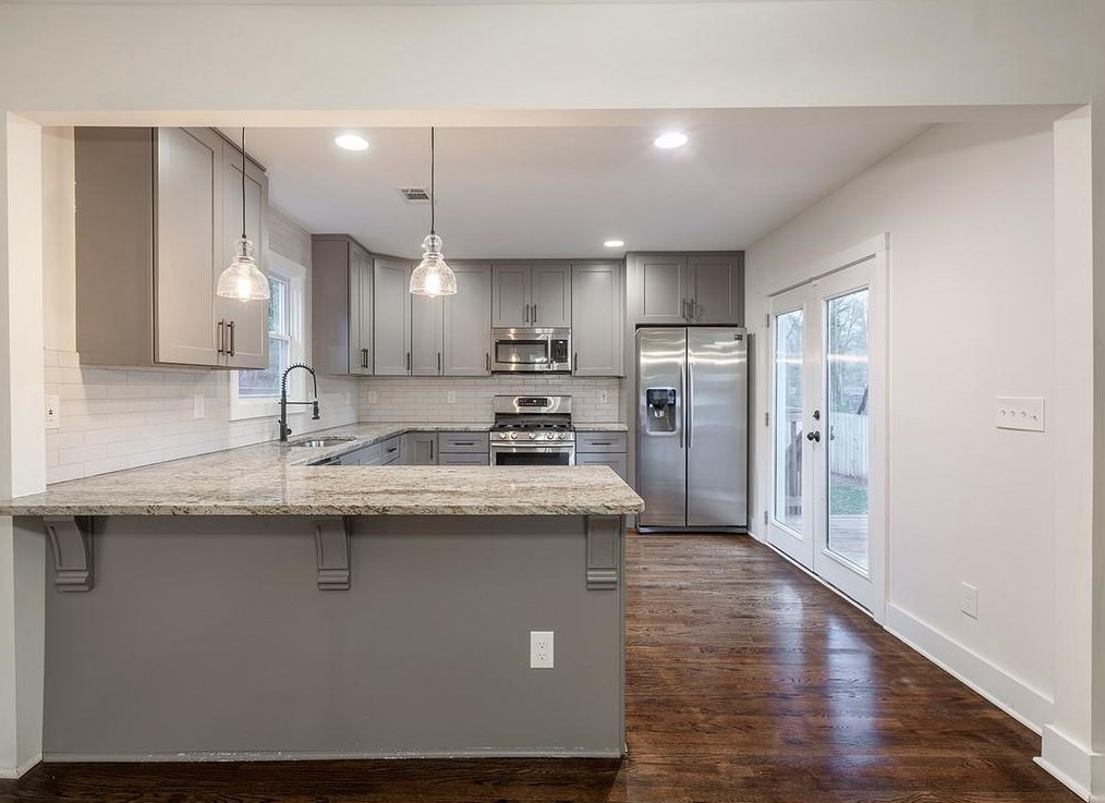 3290 Bobolink Dr, Decatur, GA 30032-3711
