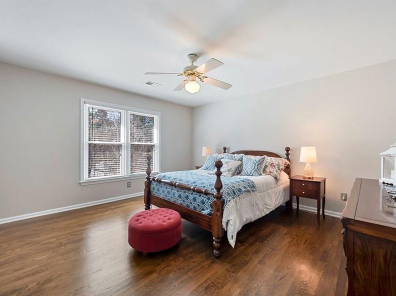 5525 Lexington Wood Ln, Alpharetta GA 30005-6789 exterior