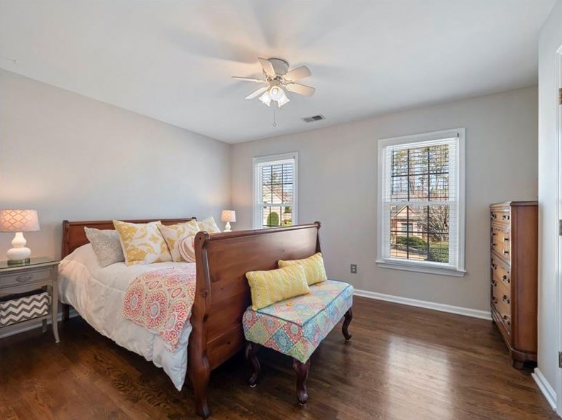 5525 Lexington Wood Ln, Alpharetta GA 30005-6789 exterior