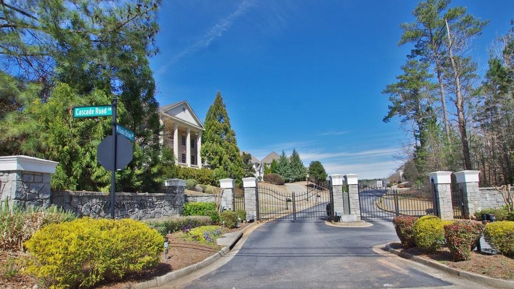 500 Semira St, Atlanta, GA 30331-8378