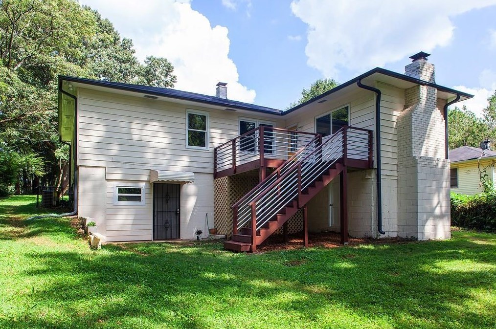 1349 Midview Dr, Decatur, GA 30032-2922